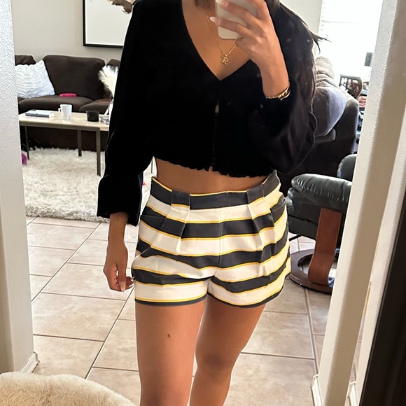 Zara stripes short - Picture 2 of 2